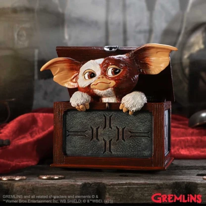 Gizmo Mogawai In A Box Resin Gremlins Figurine 14.5cm Officially Licensed Gremlins Merchandise Gremlims Gizmo in a Box Figurine Cast in the finest resin Expertly hand-painted