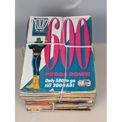 2000AD Judge Dredd Progs 600-699 100 Comic Run