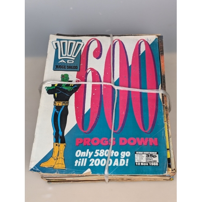 2000AD Judge Dredd Progs 600-699 100 Comic Run