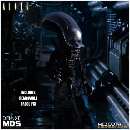 Mezco Alien MDS Deluxe Xenomorph Action Figure