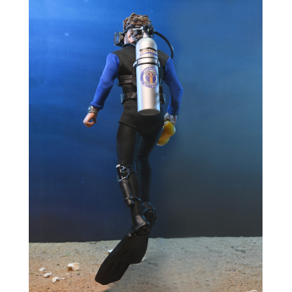 NECA Jaws Matt Hooper Shark Cage 20cm Clothed Figure