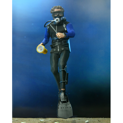 NECA Jaws Matt Hooper Shark Cage 20cm Clothed Figure