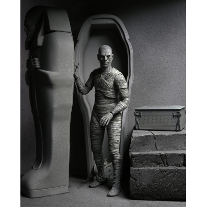 NECA Mummy Universal Monsters Ultimate Black & White Figure