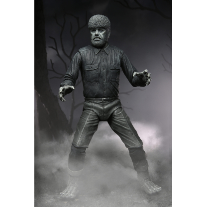 NECA Wolf Man Universal Monsters Ultimate Black & White Figure