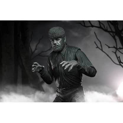 NECA Wolf Man Universal Monsters Ultimate Black & White Figure