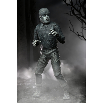 NECA Wolf Man Universal Monsters Ultimate Black & White Figure