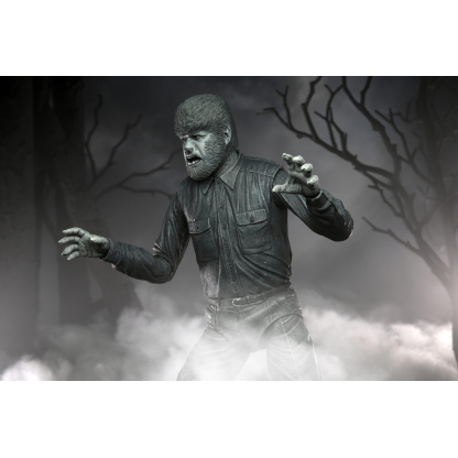 NECA Wolf Man Universal Monsters Ultimate Black & White Figure