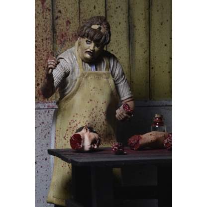 Texas Chainsaw Massacre Ultimate Leatherface NECA Figure