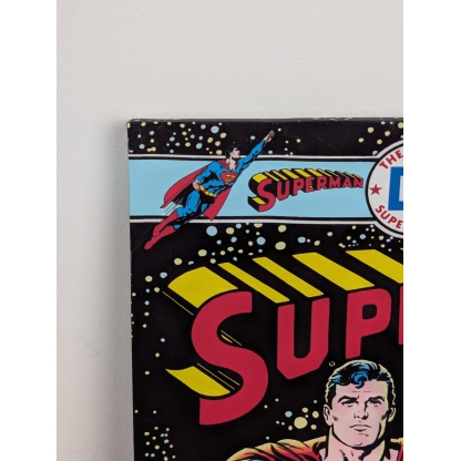 Superman 30x40cm Canvas Print Of Issue #300