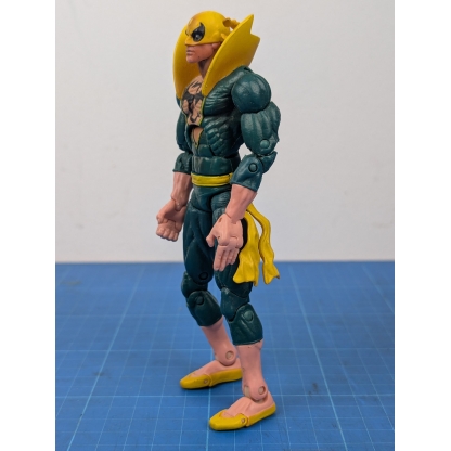 Iron Fist Marvel Legends Toybiz 2006 Action Figure