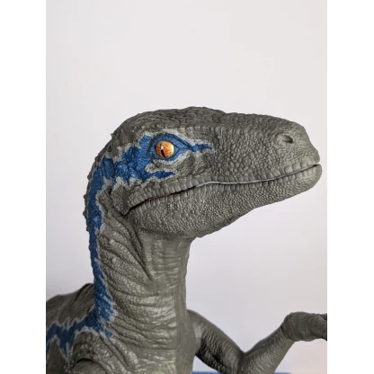 Jurassic World Super Colossal Velociraptor Blue