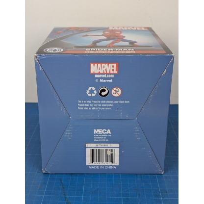 Marvel Classic Spider-Man Head Knocker - NECA (Box Wear) - Image 3