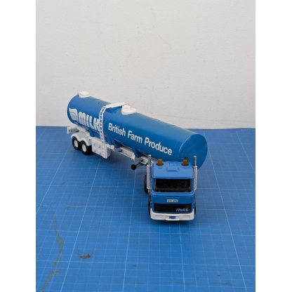 Matchbox Superkings K-103 Iveco Milk Tanker (Played With) - Image 2