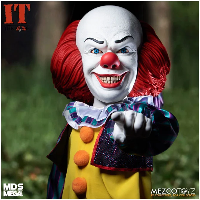 Mezco MDS Mega Scale IT 1990 Talking Pennywise Figure - Image 3