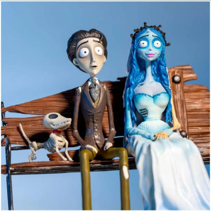The Corpse Bride Victor and Emily with Scraps on Bench Figure Set - Image 2