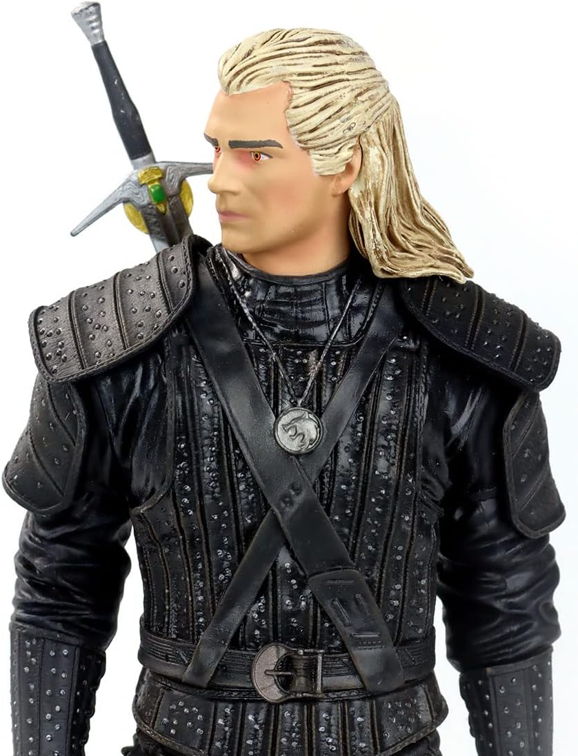 Close-up of Geralt's meteorite sword with Renfri's brooch detail on the hilt.